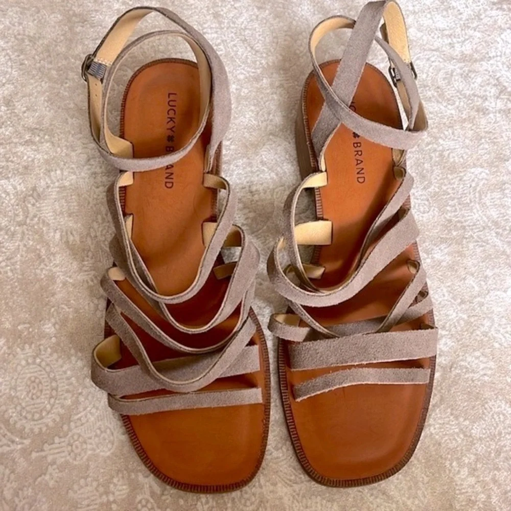 Brand New Lucky Brand Genuine Suede Chunky Low Heel Strappy Gladiator Sandals